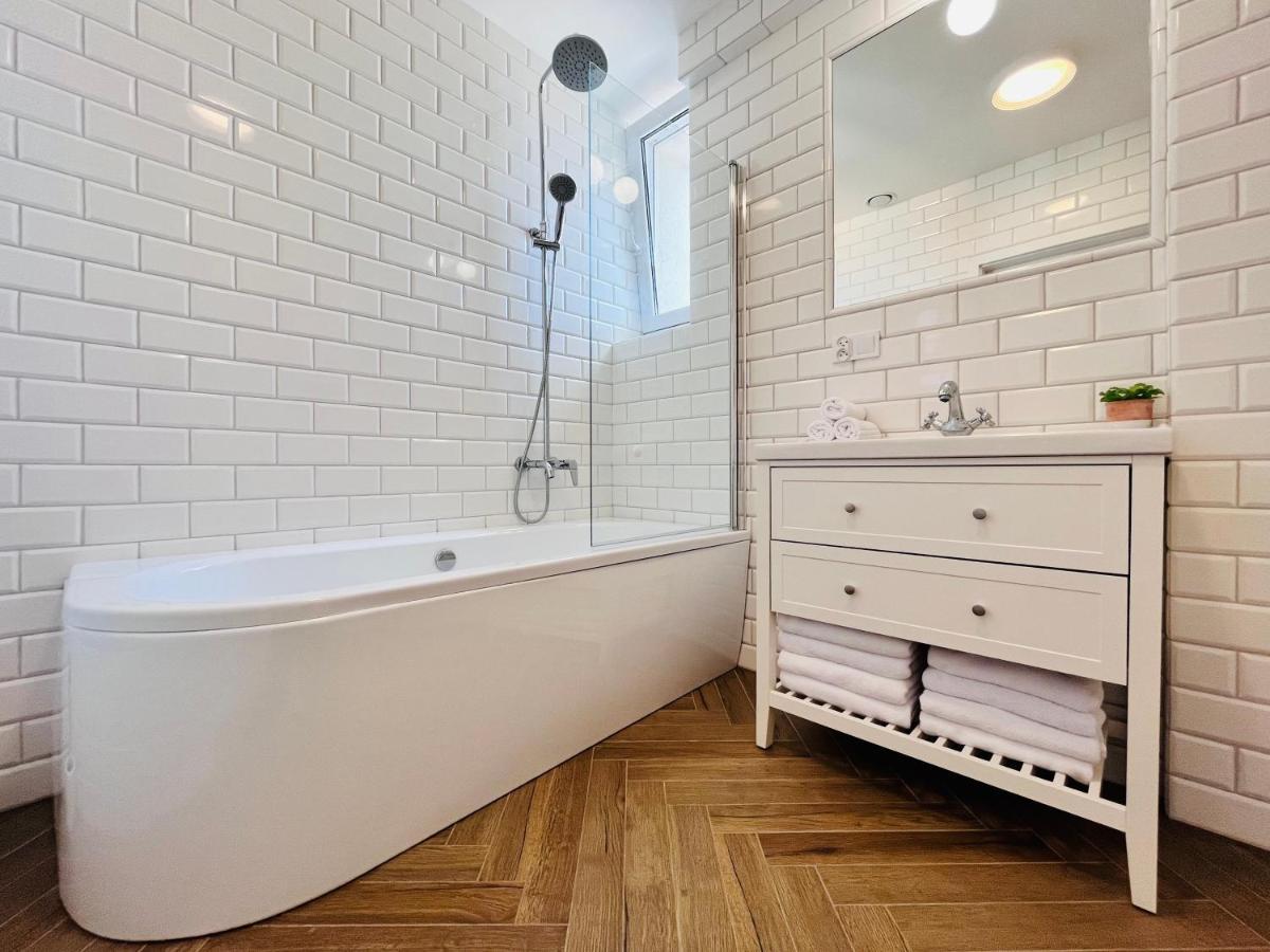 Apartamenty Lubin - Noclegi Lubin Eksteriør billede